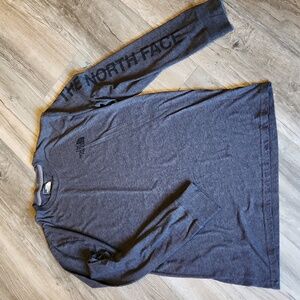 North Face Men's Basic Grey Tee w/lrg Logo